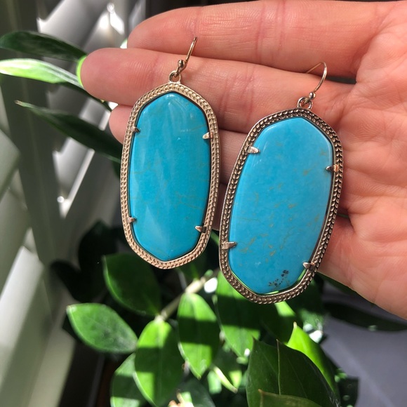 Kendra Scott Danielle Turquoise Earrings - Picture 2 of 4